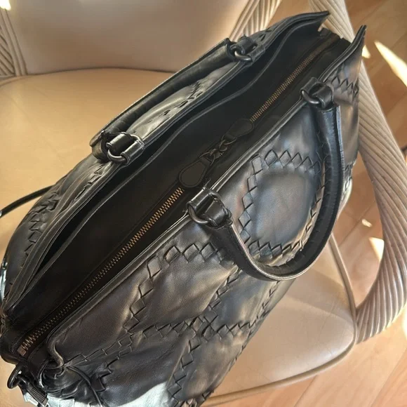 BOTTEGA VENETA Padded Black Intrecciato-Trimmed Leather Satchel. RT $ 3998. - Picture 8 of 16